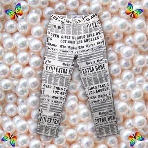 📰🗞Newspaper Black & White Highwaisted Pants📰🗞